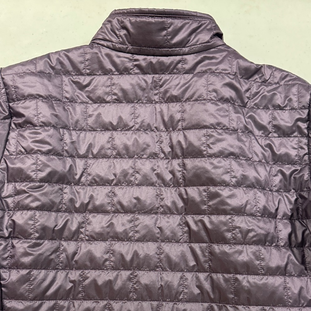 Patagonia Nano Puff -Obsidian Plum - Picture 2 of 3